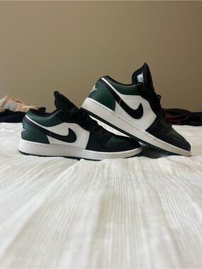 Nike Jordan Kids Low-Top Sneakers — Green/Black/White